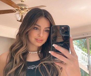 Addison Rae thực hành tình dục một cách chuyên nghiệp